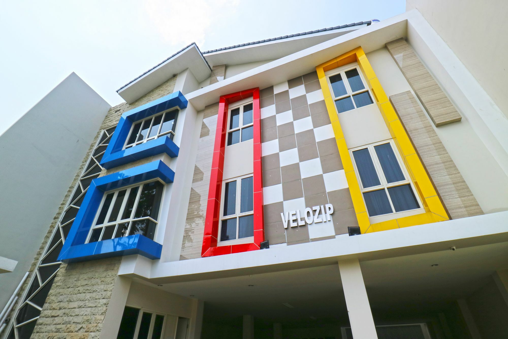 Velozip Kos Exclusive Apartment Surabaya Exterior photo